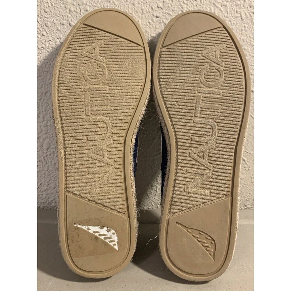 Nautica Shoes Womens 8 Navy White Nautical Canvas Flats Slip Ons Coastal Boat - Picture 5 of 7